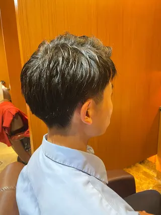 メンズ ヘアモードキクチ銀座店所属・シマサキ シイナのヘアスタイル