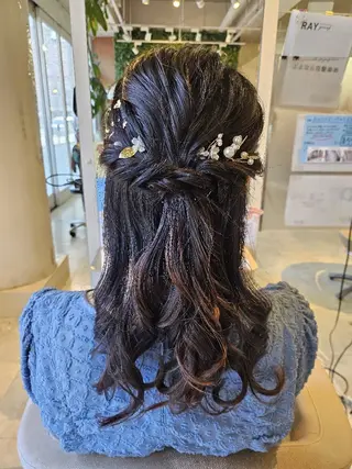 ヘアアレンジ 岡田 奈々のヘアスタイル