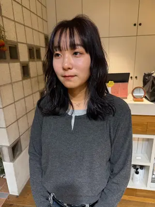 ロング 松本  夏海のヘアスタイル