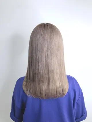 ミディアム カラー AI 高田馬場店のヘアスタイル