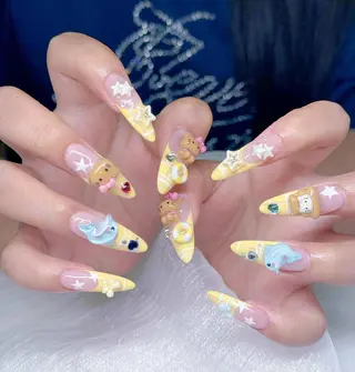 ネイル MOMO CHIのネイルデザイン