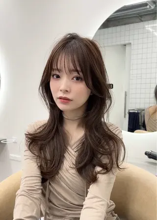 ロング カラー ブリーチなしヘーゼル 🤎透明感カラー 唯のヘアスタイル