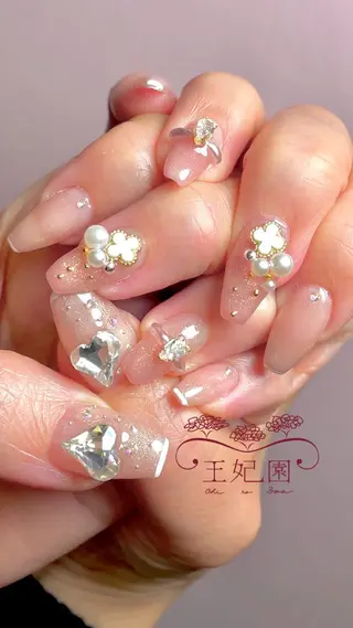 ネイル nail salon王妃の園所属・王妃の園 ohinosonoのネイルデザイン