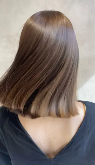 ミディアム カラー room肥後橋所属・room ヨネヤマのヘアスタイル