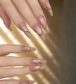 ネイル 小島 阿佑美のネイルデザイン