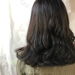 ロング SALOWIN梅田茶屋町Suite店所属・韓国美容室出身 🌹Sana/梅田のヘアスタイル