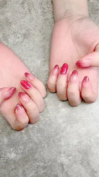 ネイル haleyume所属・shino🌟 痛ネイルのネイルデザイン