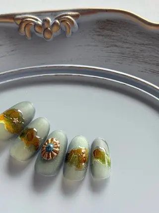 ネイル FIORITURA Maikoのネイルデザイン