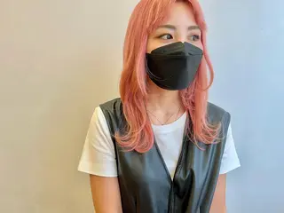 ミディアム カラー タカハシ ハヤトのヘアスタイル