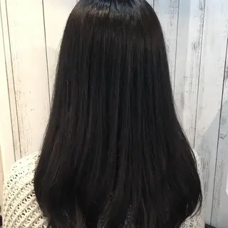 ロング カラー パーマ embrace エンブレイスのヘアスタイル