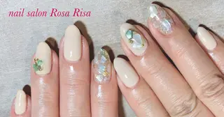 ミディアム ネイル ネイルスタジオ シェイクユアハンズのネイルデザイン