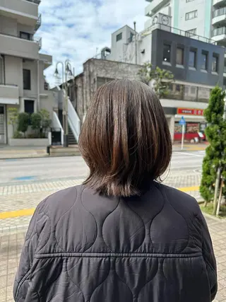 ミディアム Annie 吉田 裕美のヘアスタイル