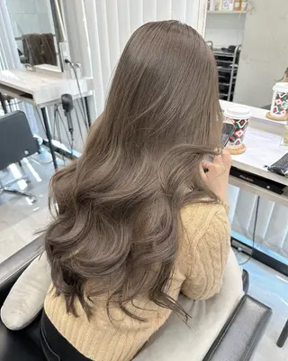 ロング カラー Hardy (ハーディ)所属・Hardy ショータのヘアスタイル