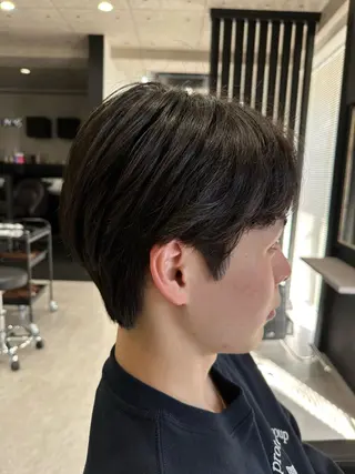 ショート パーマ メンズ ユウ🪄 パーマ指名No1のヘアスタイル