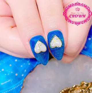 ネイル CROWN プライベートサロンのネイルデザイン