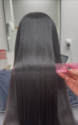 ロング BELLE by revo所属・𝘀𝗮𝗲/ 艶髪/ショートボブのヘアスタイル