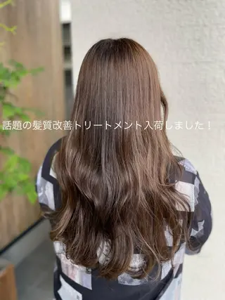 ロング カラー no4ナチュラル戸祭所属・山越 美裕樹のヘアスタイル