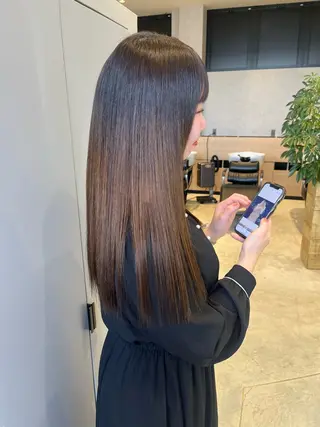 ロング miku/ 透明感カラーのヘアスタイル