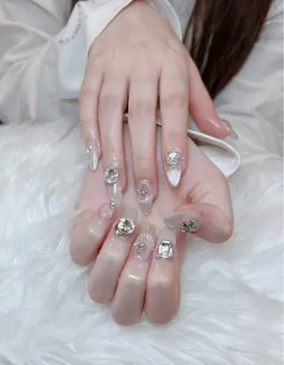 ネイル モナ& あきのネイルデザイン