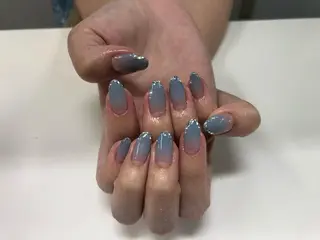 ネイル Dynamoon所属・吉田 芹菜のネイルデザイン