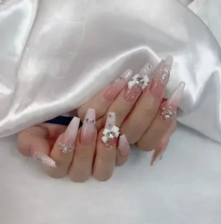 ネイル Amina nail salonのネイルデザイン