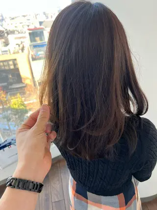 セミロング 誰よりも丁寧なカット 🍀小林輝のヘアスタイル