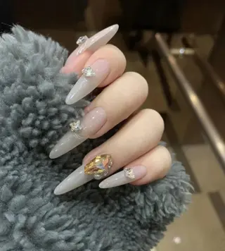 ネイル AB マツエクネイルサロンのネイルデザイン