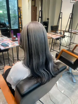 ロング カラー Ellen by artina 新宿店所属・🪼AI/オリーブ ベージュ🪼のヘアスタイル