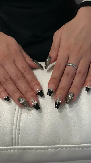 ネイル Esthetic Salon manish所属・Nailist Rinaのネイルデザイン