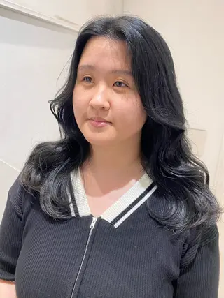 ロング カラー ✨くびれスタイル✨️ 戸嶋穂乃香のヘアスタイル