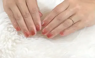 ネイル 深爪矯正・自爪育成 ネイルサロンアモここのネイルデザイン