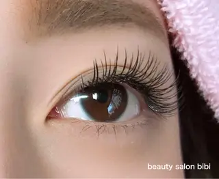 マツエク・マツパ 美容室 美美所属・髙坂 友香のエステ・リラクイメージ