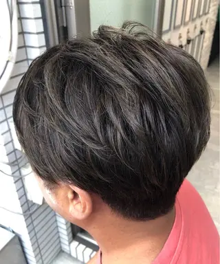 ショート カラー メンズ 新徳 りえのヘアスタイル
