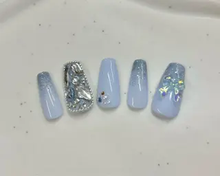 ネイル Hübsch所属・Sakura Hのネイルデザイン