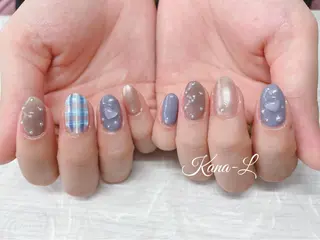 カラー ネイル 芦辺 香奈のネイルデザイン