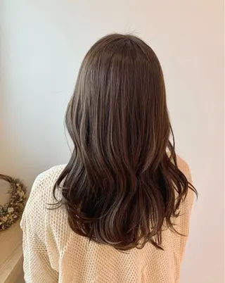 ロング カラー ユウキ .のヘアスタイル