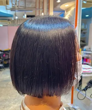 ミディアム うしだ かおるのヘアスタイル