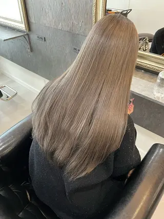 ロング カラー ユナ🎀レイヤー /韓国/ハイトーンのヘアスタイル