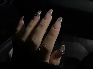 ネイル Nailsalonmarch大宮店所属・宮本 楓のネイルデザイン