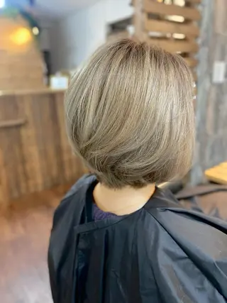 ショート カラー Lizir  ルズィール所属・Luzir⭐︎ GEN⭐︎のヘアスタイル