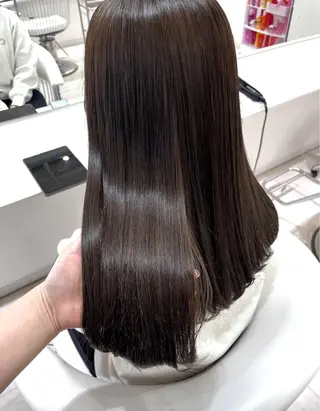 セミロング 今井 愛歩のマツエク・マツパデザイン