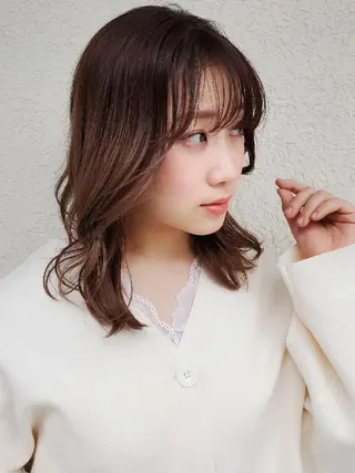 セミロング カラー フリーランス所属・韓国ヘア レイヤー くびれヘアMATSUのヘアスタイル