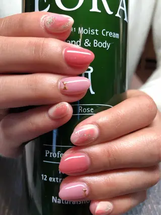 ネイル アクアライズ所属・アクア ライズのネイルデザイン