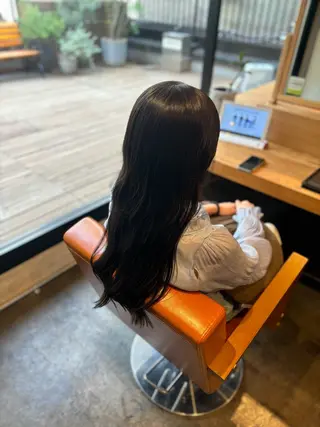 ロング カラー 髪質改善カラー ブラウン🤎YUMEのヘアスタイル