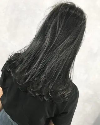 セミロング カラー Another's所属・TOMOYA/ ショート、レイヤーのヘアスタイル