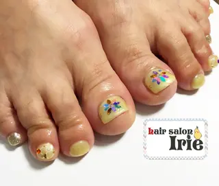 ネイル Hair salon Irie所属・與儀 知佳のネイルデザイン