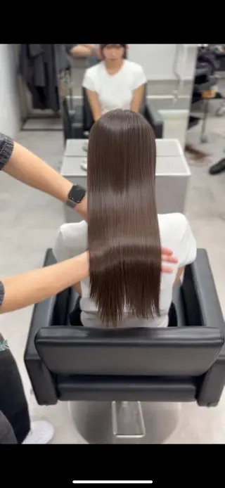 ロング 神戸で縮毛矯正/髪質 改善/お任せくださいのヘアスタイル