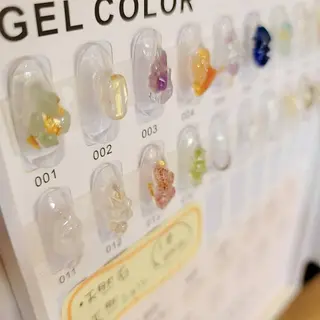 ネイル 石田 由紀のネイルデザイン