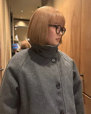 ミディアム カラー hina 🛋️ブリーチカラーのヘアスタイル