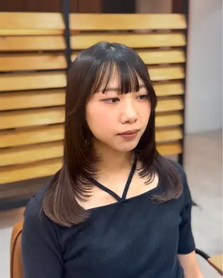 セミロング yuzua/オリーブ /透明感/レイヤーのヘアスタイル